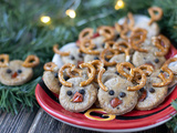 Sablés parmesan tapenade noire (Rennes de Noël)