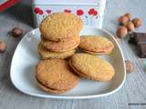 Biscuits aux noisettes fourrés au chocolat