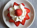 Tartelettes aux fraises et à la chantilly au chocolat blanc