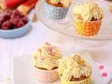 Cupckaes framboises rhubarbe topping philadelphia vanille