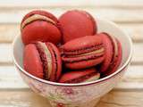 Macarons ganache chocolat blanc cassis