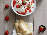 Cigares aux Amandes & Chantilly sauce Fraises