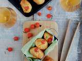 Madeleines au parmesan, tomates et basilic