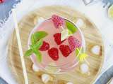 Mocktail exotique aux framboises et citron