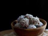 Boules aux dattes et à la noix de coco