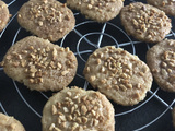 Biscuits de noel: amande et cannelle