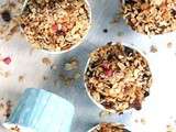 BrEaKfAsT MuFfiNs  { wild berries granola }