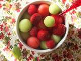 Salade de fruits d'eau, fraises & framboises et vinaigrette sucrée aux agrumes