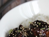 Boulettes végétaliennes au pois chiche & sauce Asiatique