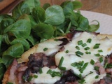 Bruschetta aux oignons & lardons