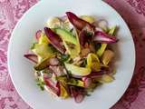 Salade d'endives, cœurs de palmiers, thon, avocat, radis et coriandre