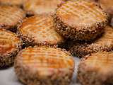 Biscuits aux graines de sésame et à la confiture