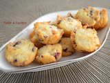 Financiers salés à la bresaola et comté
