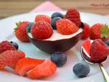 Mousse au fromage blanc et fruits rouges dans sa coque au chocolat {Battle Food #63}