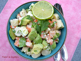 Salade de crevettes, cœur de palmier, avocat, feta et coriandre