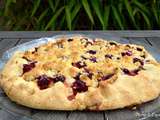 Tarte rustique crumblelisée aux nectarines et aux framboises