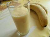 Smoothie banane, ananas et passion