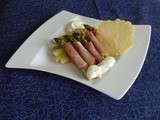 Asperges vertes, lomo et tuiles de Comté