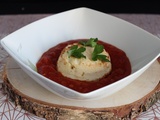 Flans de chou-fleur et sauce tomate