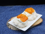Pavlovas à la compotée d’abricots au thym
