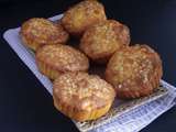 Petits gâteaux madeleines aux pommes et à la poire