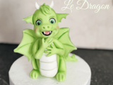 Modelage en pâte à sucre Petit Dragon