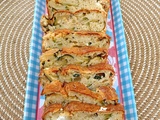 Cake aux courgettes, chèvre frais et thym