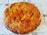 Galette des rois à la crème de noisettes, orange et pépites de chocolat