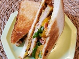 Sandwich blt au poulet frit