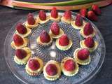 Tartelettes aux fraises sur Rhubarb curd