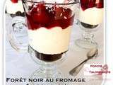 Verrine de forêt noire au fromage, garniture aux cerises et noix de coco