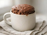 Mug cake sans farine : 3 recettes express, moelleuses et healthy