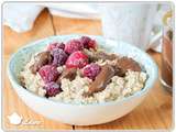 Porridge au lait de soja vanille, framboises et chocolat