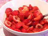 Salade de fraises, cerises et vanille