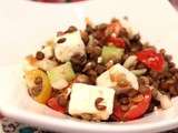 Salade de lentilles, tomates, concombre et féta