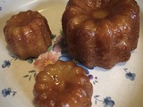 Cannelés bordelais