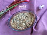 Crumble de rhubarbe aux amandes {le (presque) blog a 3 ans !!!}