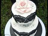 Wedding cake chic et dentelle choc