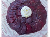 Betteraves rouges crues et cuites, boule de burrata