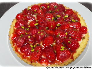 Tarte aux fraises a la creme pâtissiere vanille et pâte sablee a la pistache