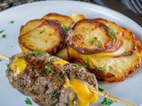 Brochettes de boeuf au cheddar et pommes Anna