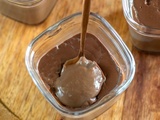 Petites crèmes dessert au chocolat sans oeuf