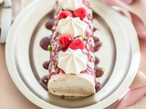 Bûche de Noël Glacée Semifreddo aux Framboises et Pistaches