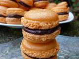 Macarons choco / passion - Qui Dort Dine