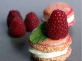 S macarons framboise et géranium - Qui Dort Dine