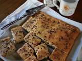 Gâteau à la fleur d’oranger et sarrasin, éclats de grué de chocolat