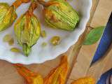 Fleurs de courgette fourrées au fromage frais de chèvre et légumes d'été