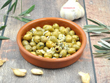 Olives marinées ail