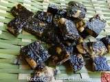 Nougat croquant aux sésames noirs et noix 黑芝麻核桃糖 hēizhīma hétao táng