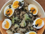 Salade quinoa, avocat, oeufs mollets